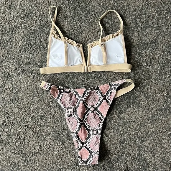 Snake print cheeky bikini set - Picture 3 of 3